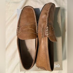 Ralph Lauren loafers. Size 11